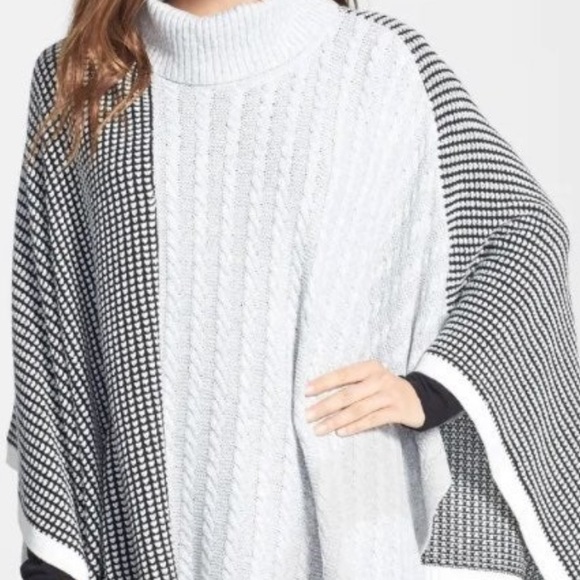 Vince Camuto Sweaters - TWO BY VINCE CAMUTO CHUNKY KNIT PONCHO